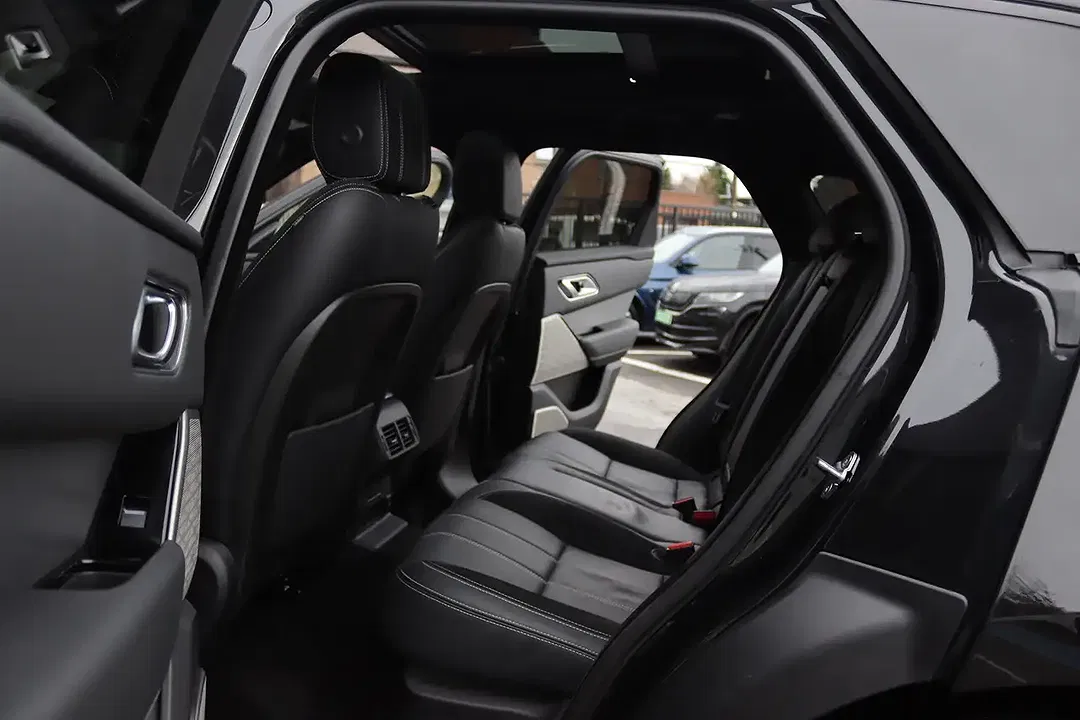 Land Rover Range Rover Velar P250 2.0 R-Dynamic S - Thumbnail 7