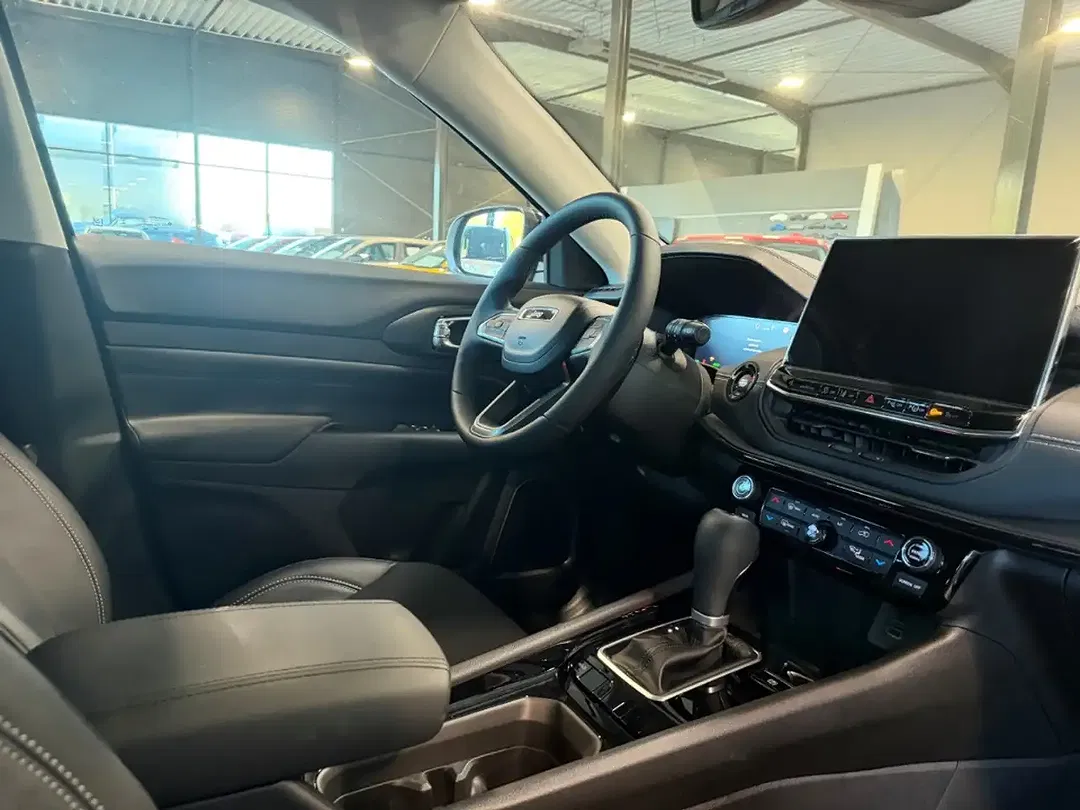 Jeep Compass EV Summit - Thumbnail 12