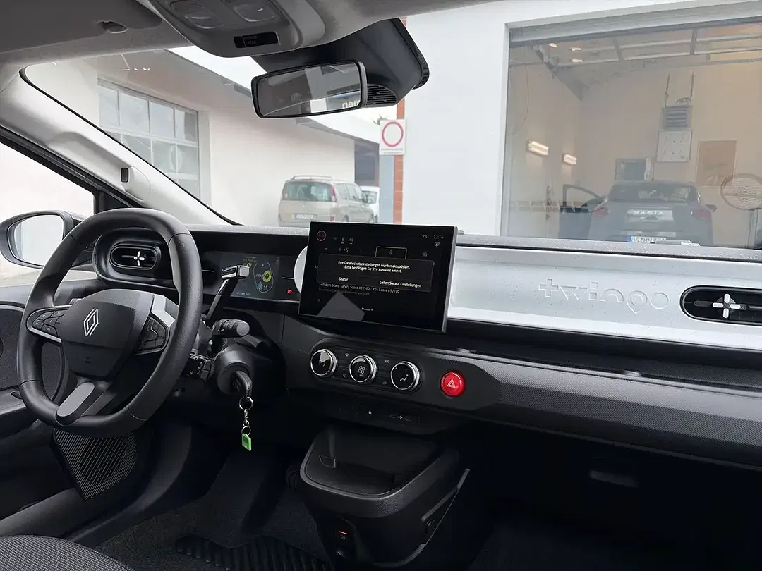 Renault Twingo E-Tech Evolution Urban - Thumbnail 13