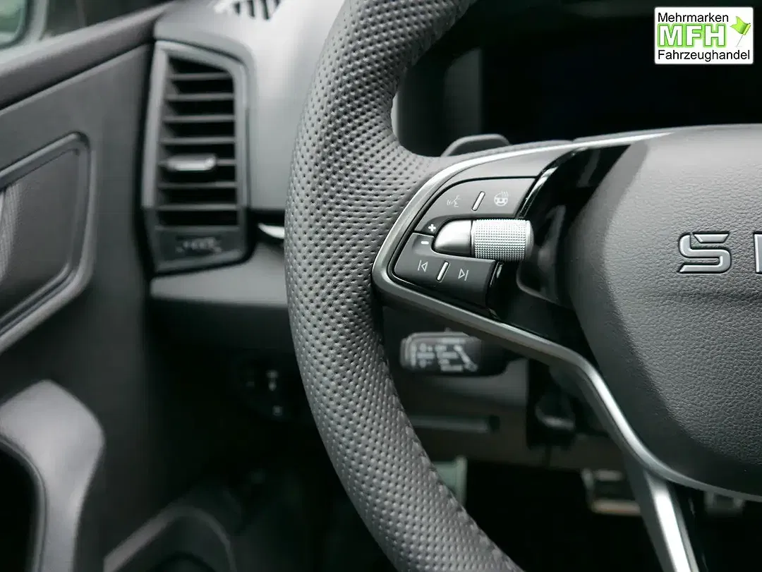 Skoda Karoq 2.0 TDI DSG 4x4 Sportline - Thumbnail 11