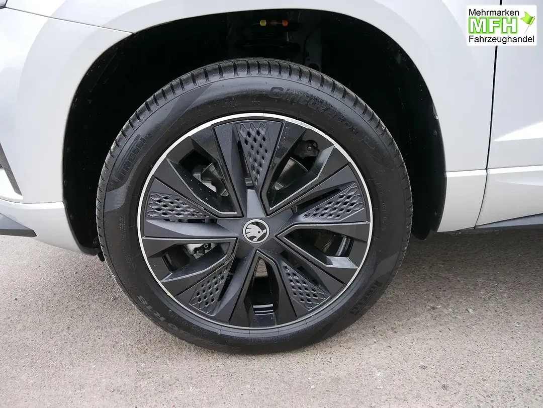 Skoda Karoq 2.0 TDI DSG 4x4 Sportline - Thumbnail 3