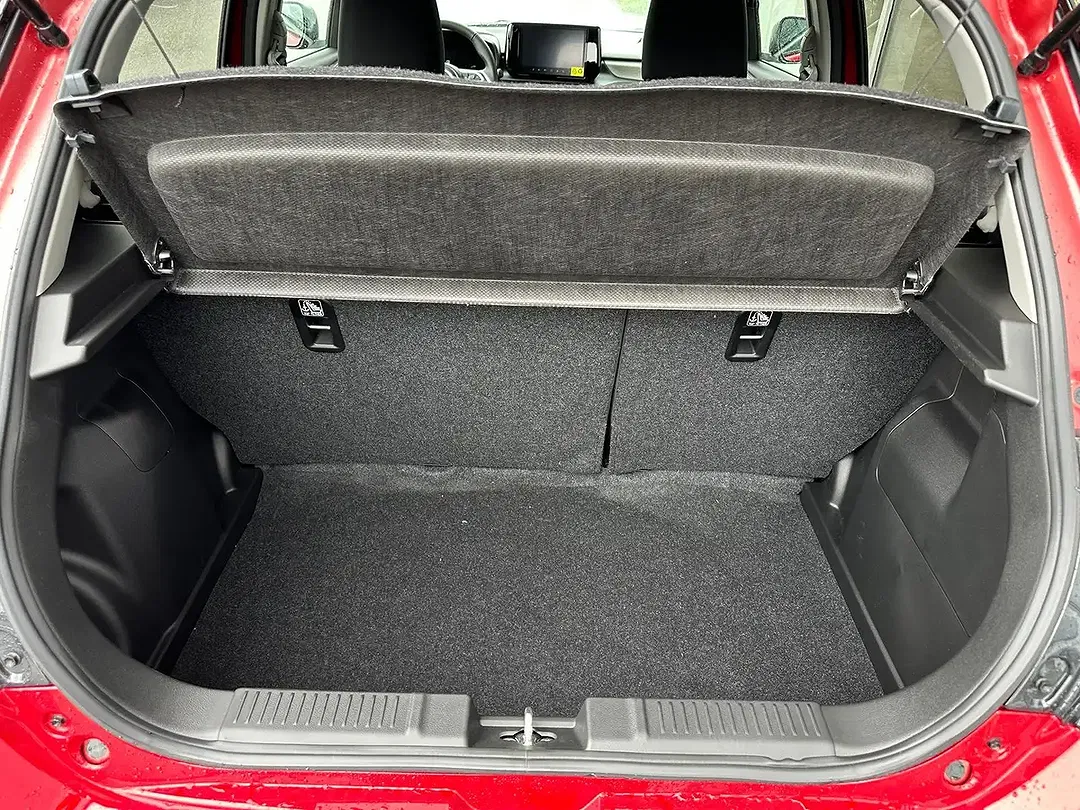 Suzuki Swift Hybrid MHEV 1.2 Dualjet Comfort+ - foto 12