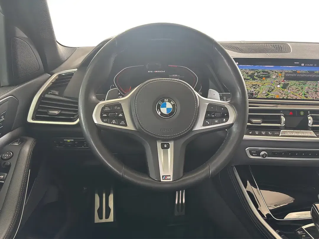 BMW X5 M - Thumbnail 4