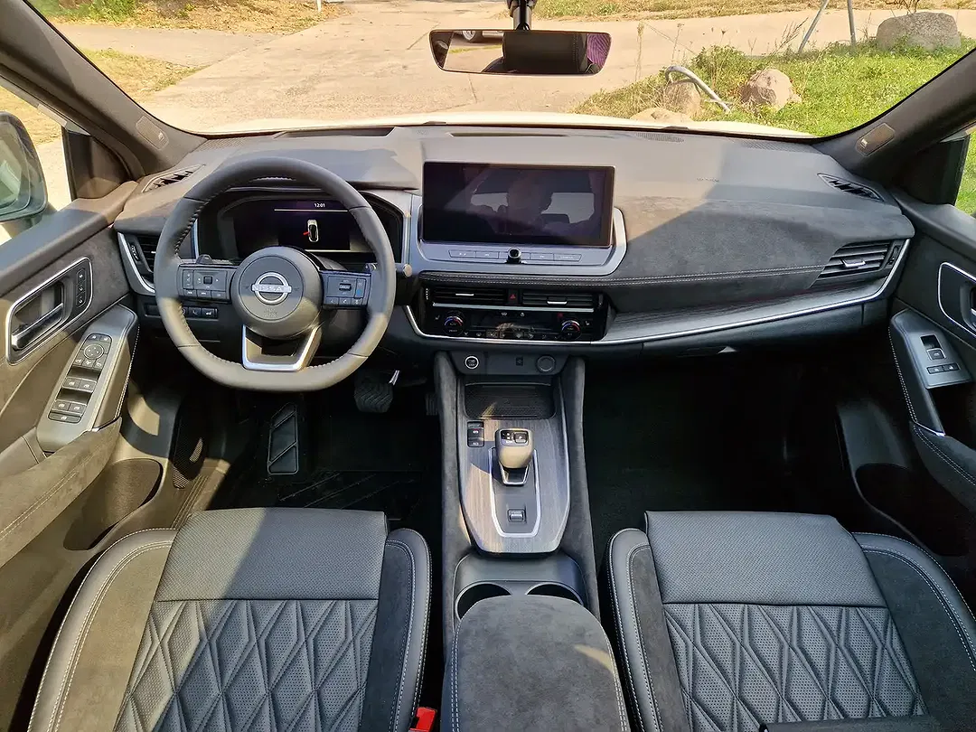 Nissan Qashqai 1.3 DIG-T MHEV Xtronic Tekna+ - Thumbnail 12