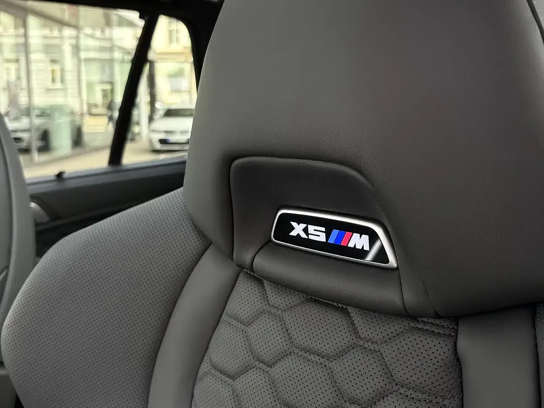 BMW X5 M Competition - foto 15