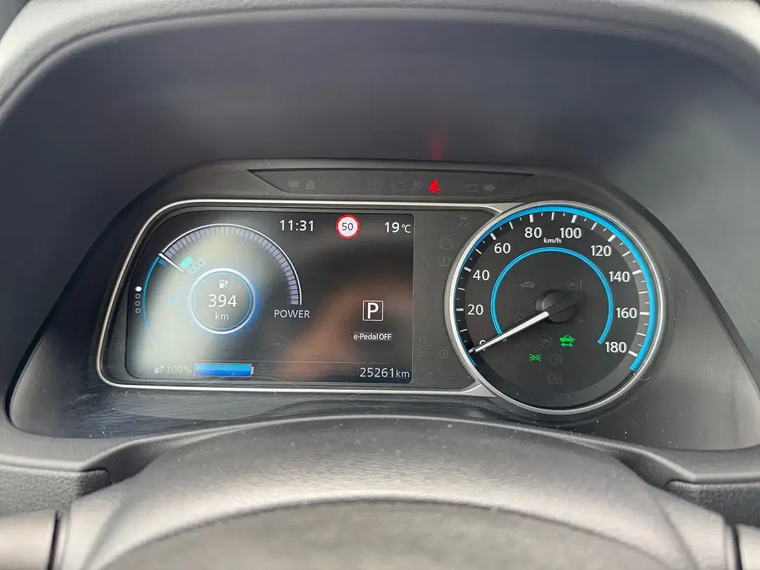 Nissan Leaf Tekna - Thumbnail 13