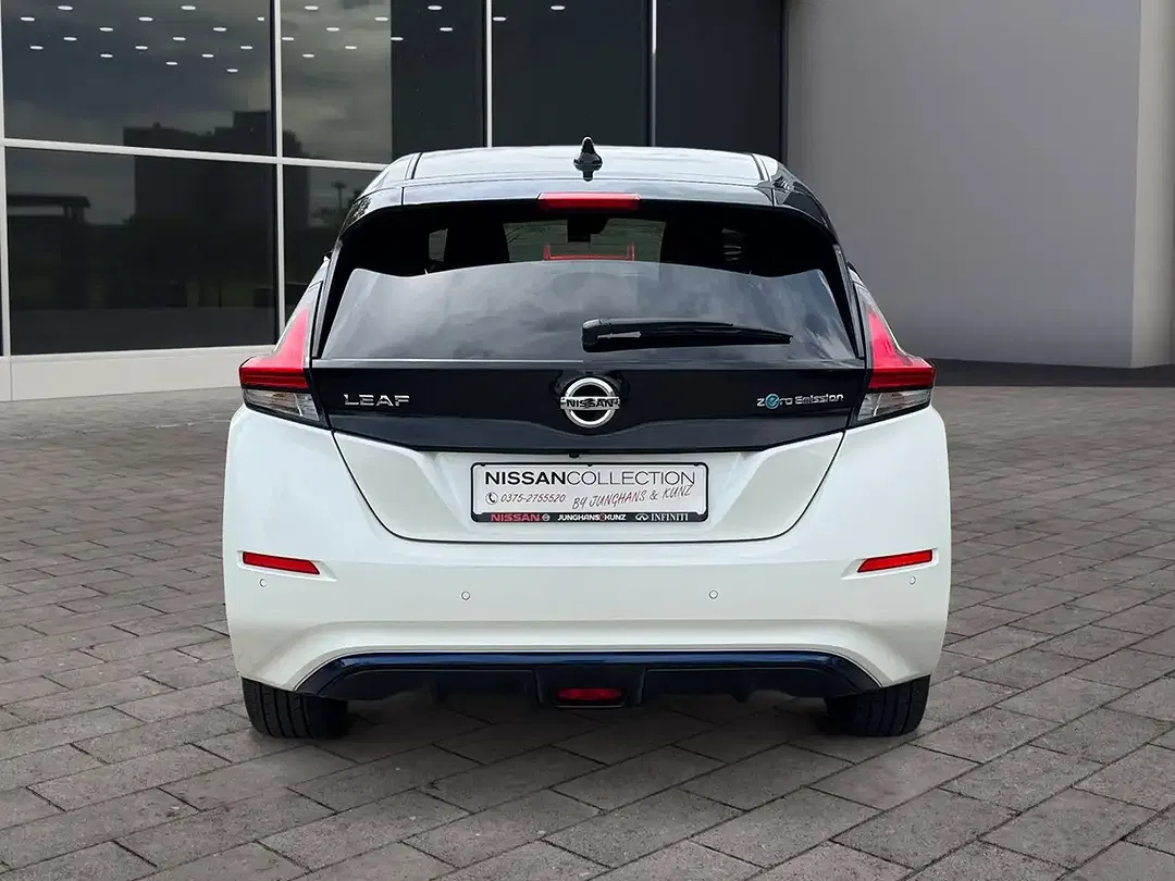 Nissan Leaf Tekna - Thumbnail 5