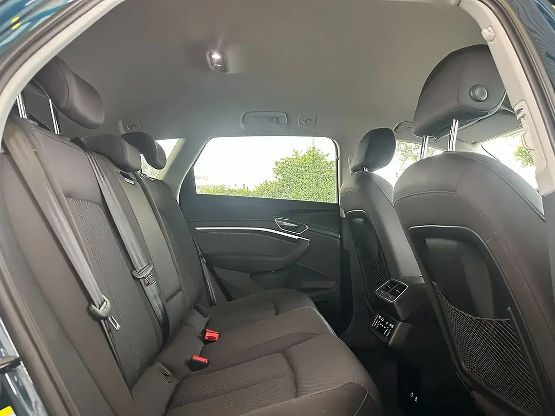 Audi e-tron 55 quattro - Thumbnail 8