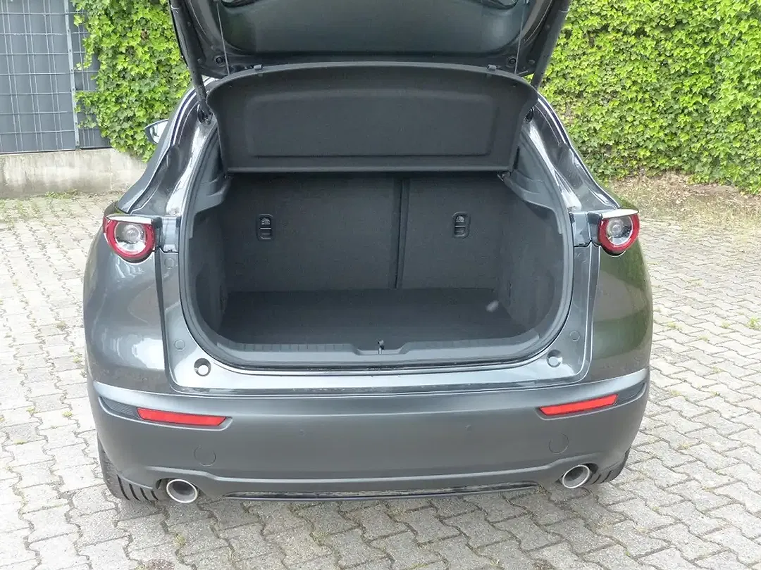 Mazda CX-30 2.0 e-SKYACTIV 6AT Exclusive-Line - Thumbnail 7