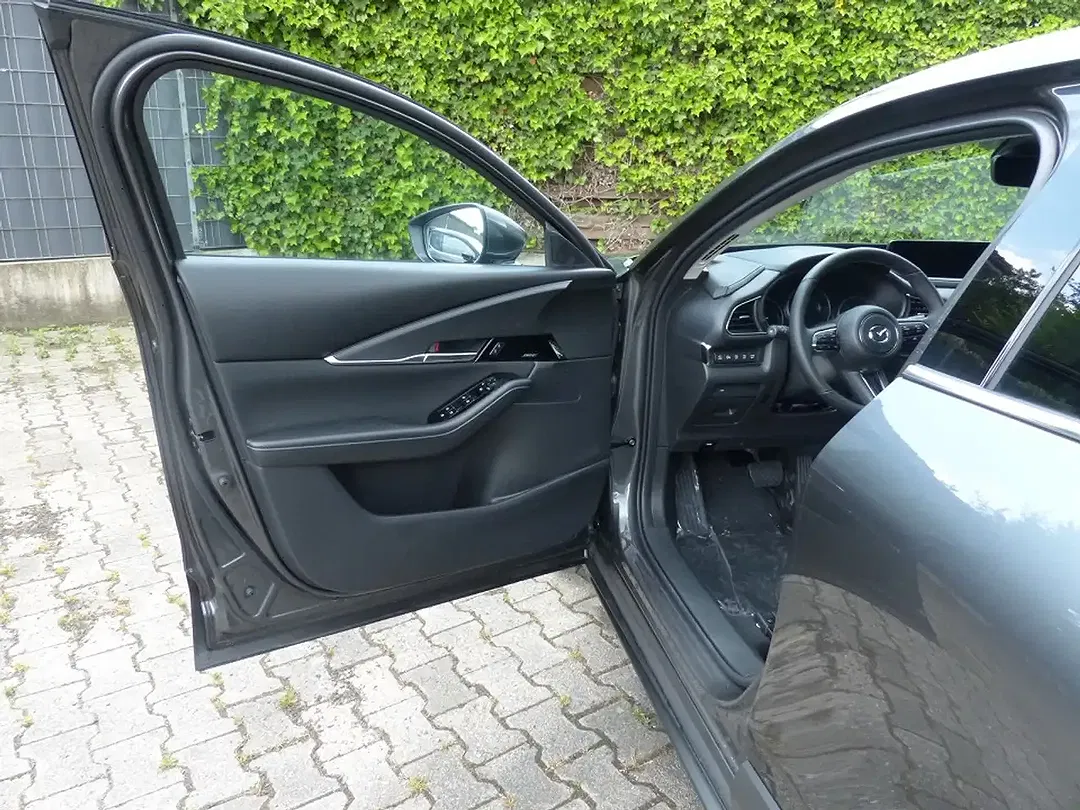 Mazda CX-30 2.0 e-SKYACTIV 6AT Exclusive-Line - Thumbnail 8