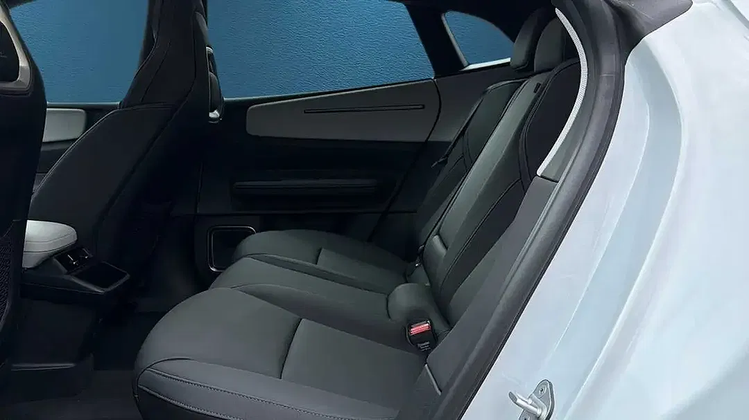 Polestar 4 100 kWh Long Range Dual Motor - Thumbnail 7