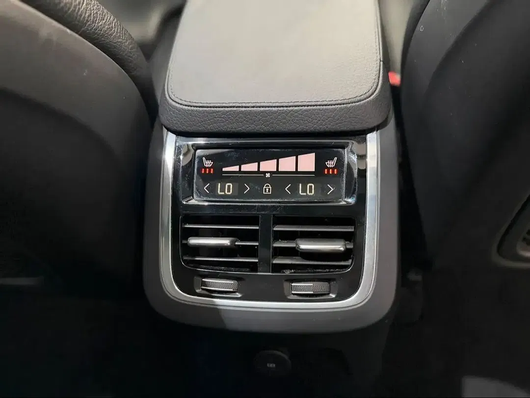 Volvo XC90 T8 AWD Inscription - Thumbnail 14