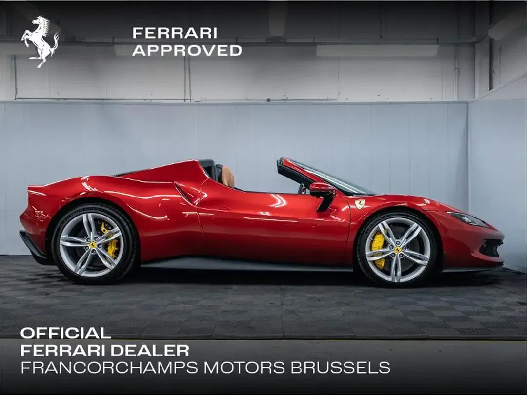 Ferrari 296 GTS - foto 2