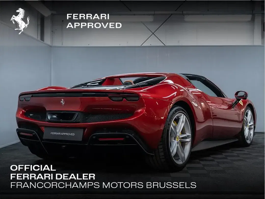 Ferrari 296 GTS - Thumbnail 3