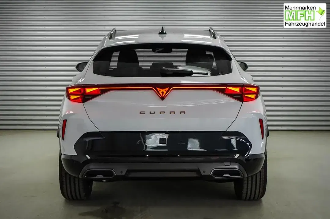CUPRA Formentor 1.5 eTSI DSG AUT - Thumbnail 4