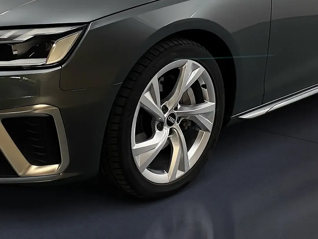 Audi A4 40 TDI quattro Avant S line - Thumbnail 13