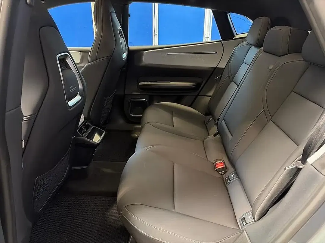 Polestar 4 100 kWh EV Long Range Pilot Plus - foto 10