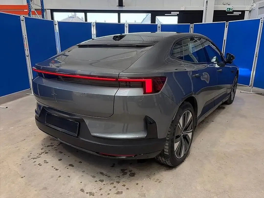 Polestar 4 100 kWh EV Long Range Pilot Plus - Thumbnail 6