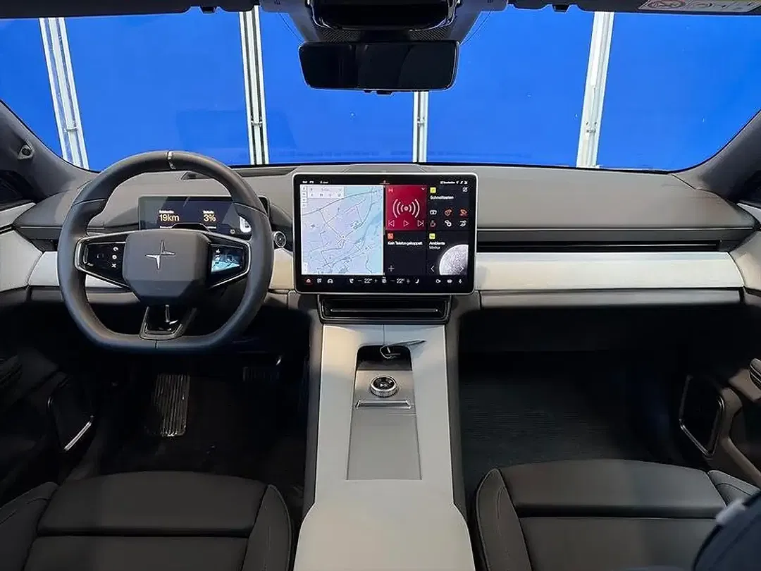Polestar 4 100 kWh EV Long Range Pilot Plus - Thumbnail 9