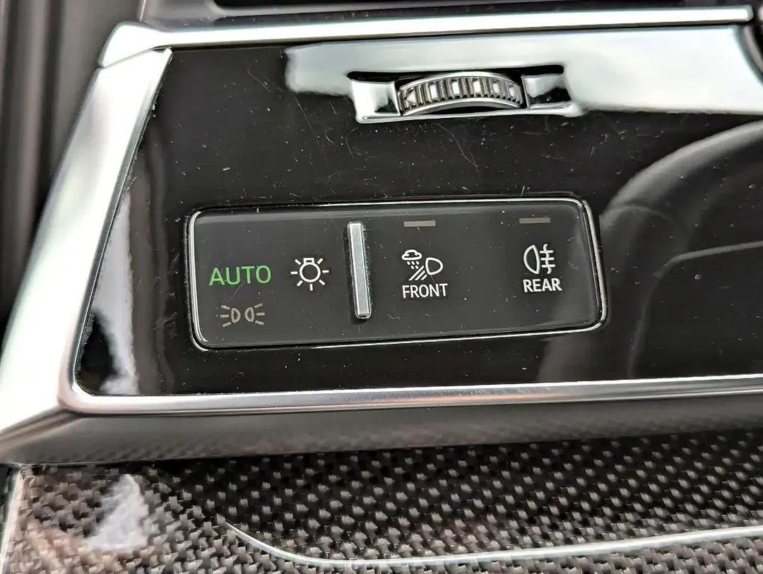 Audi SQ7 4.0 TFSI quattro - Thumbnail 12