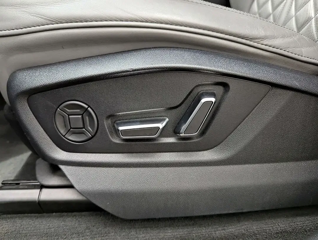 Audi SQ7 4.0 TFSI quattro - Thumbnail 14