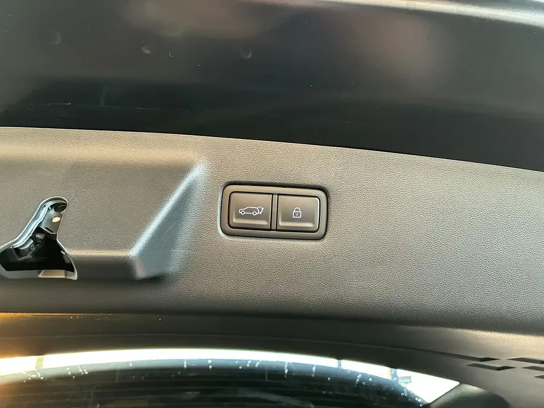 Hyundai SANTA FE PHEV 4WD Blackline - Thumbnail 11