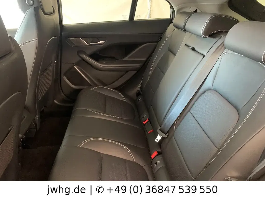 Jaguar I-Pace - Thumbnail 8