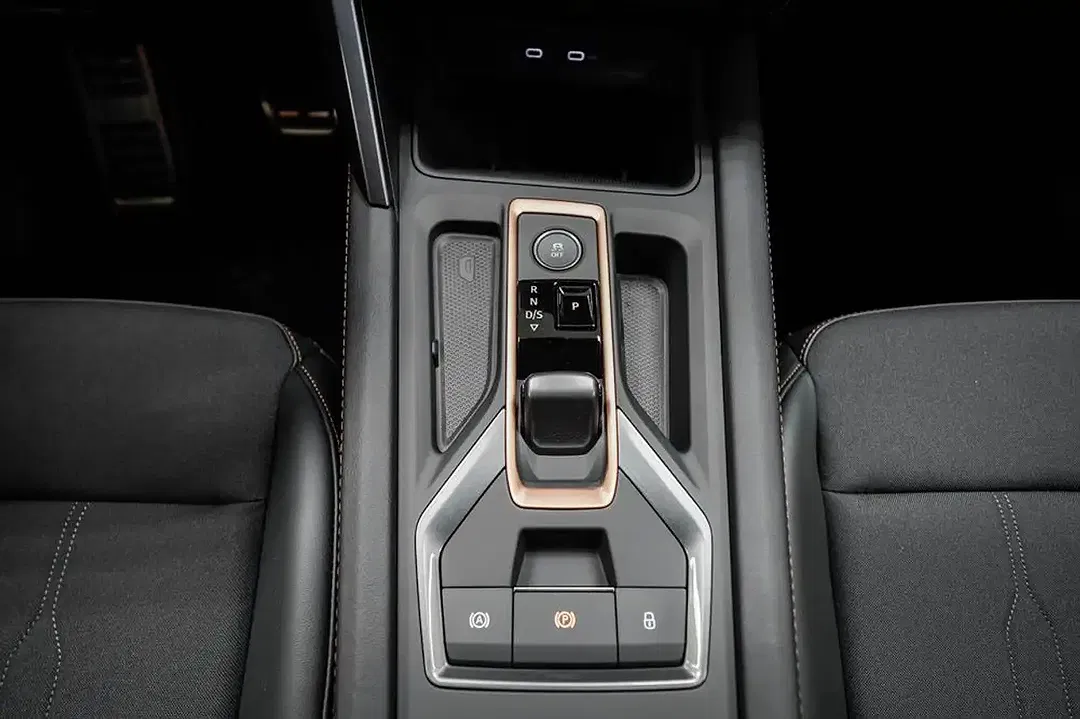 CUPRA Formentor 1.5 eTSI DSG AUT - Thumbnail 12