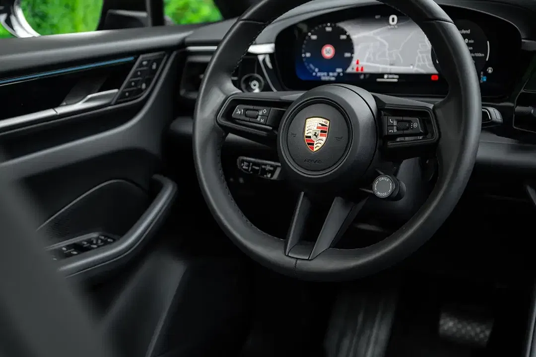 Porsche Macan Performance - Thumbnail 10