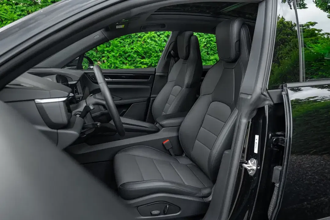 Porsche Macan Performance - Thumbnail 4