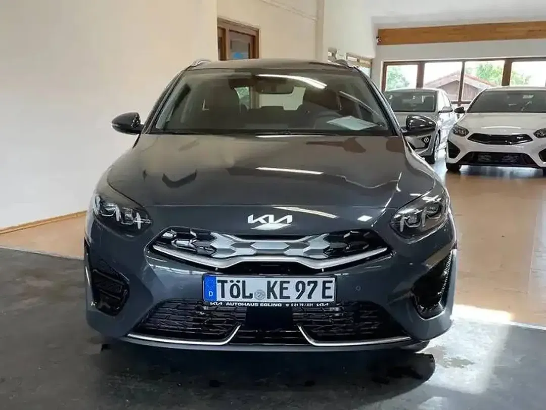 Kia Ceed SW / cee'd SW 1.6 PHEV DCT Spirit - foto 2