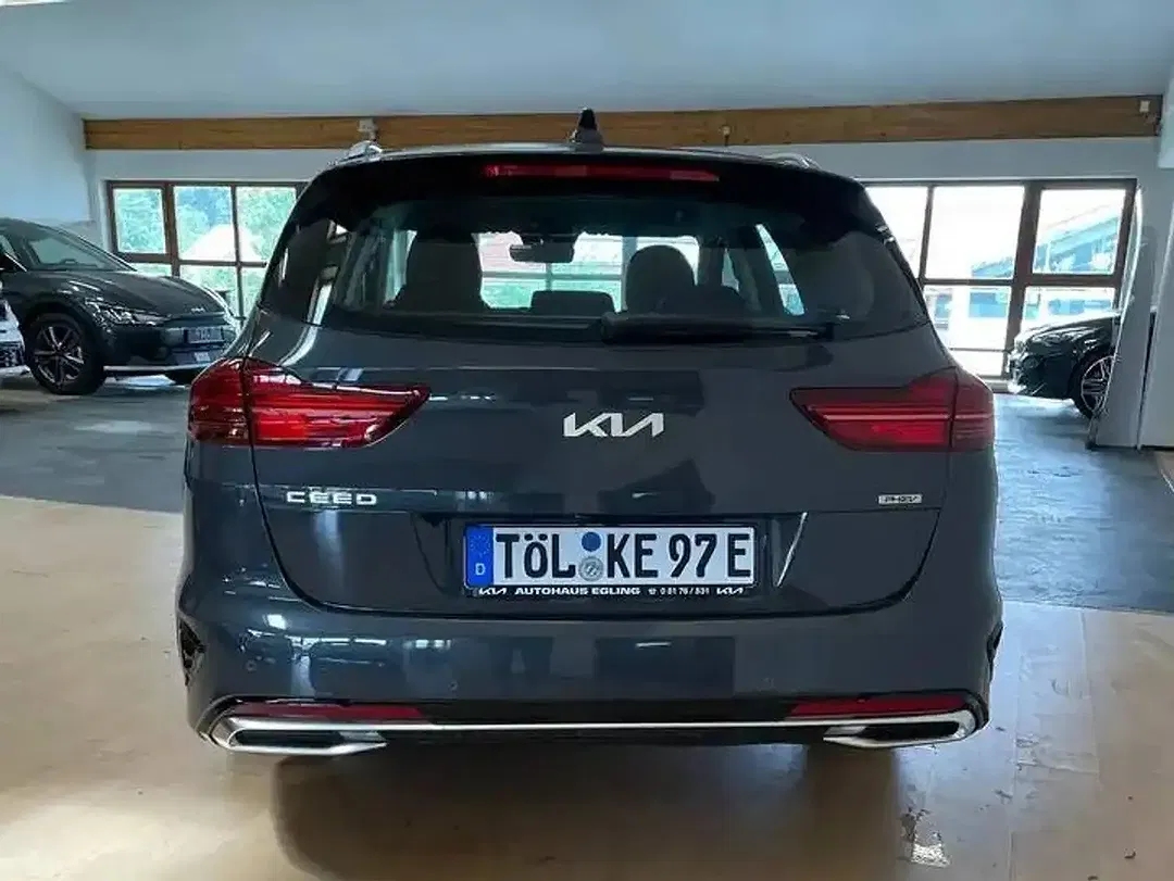 Kia Ceed SW / cee'd SW 1.6 PHEV DCT Spirit - Thumbnail 4