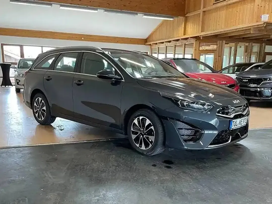Kia Ceed SW / cee'd SW 1.6 PHEV DCT Spirit - Thumbnail 5