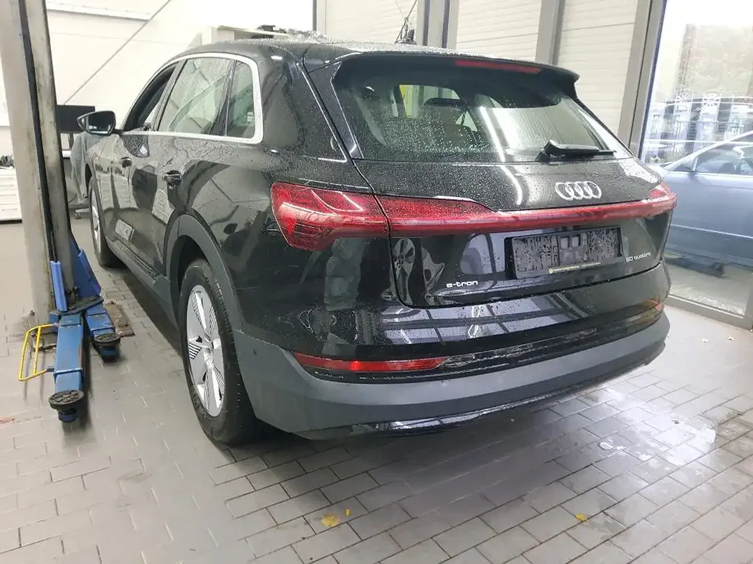 Audi e-tron 50 quattro - Thumbnail 3