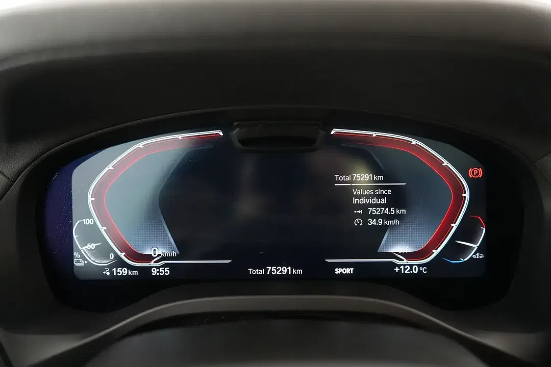 BMW iX3 - Thumbnail 4