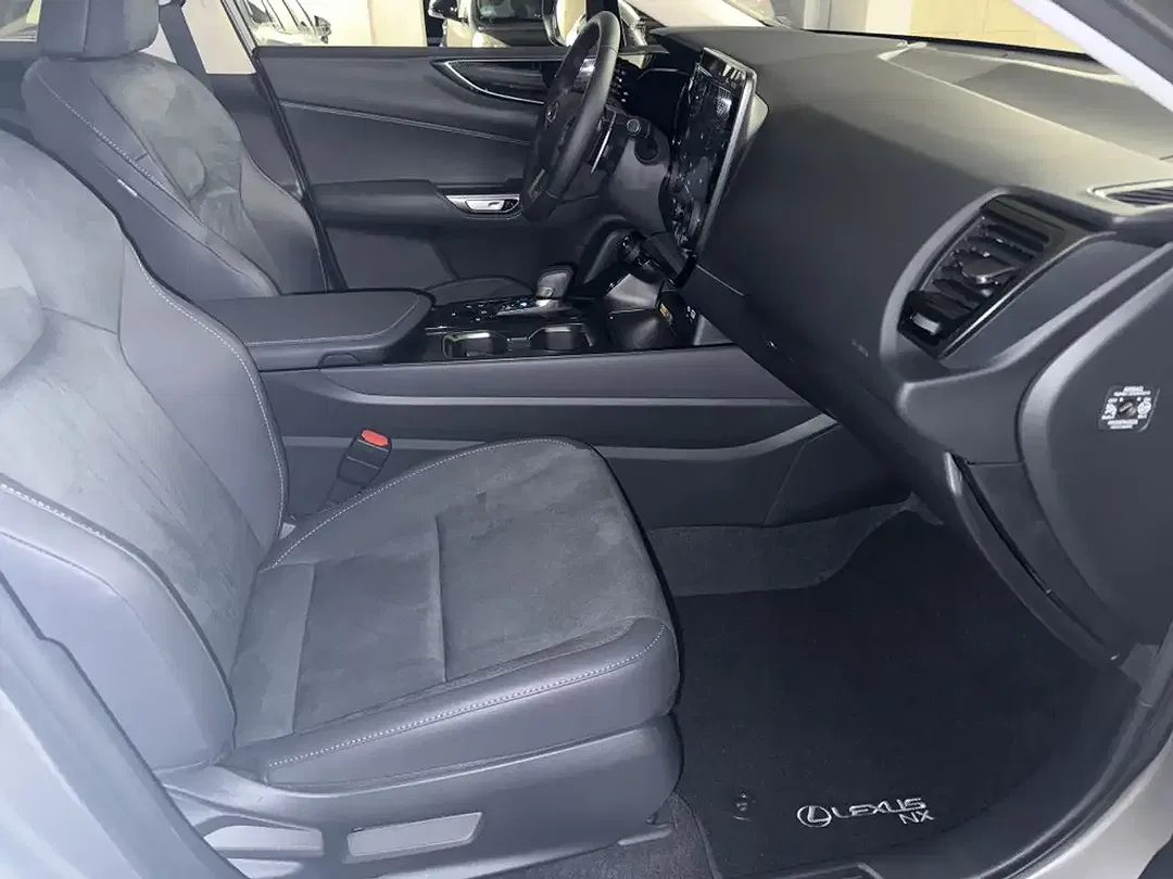 Lexus NX 350h E-FOUR Business - Thumbnail 4
