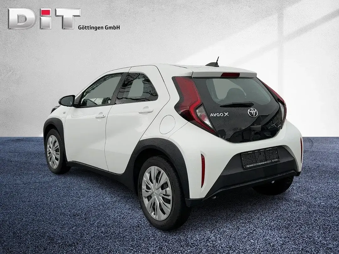 Toyota Aygo - Thumbnail 6