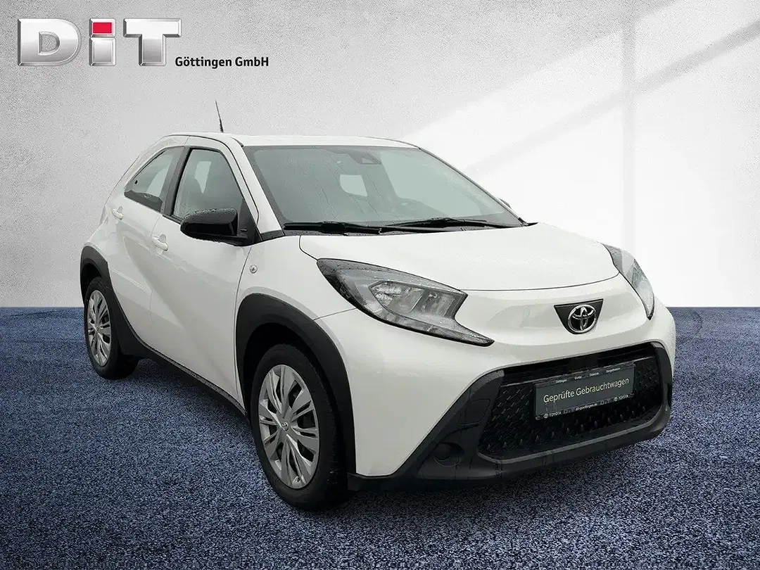 Toyota Aygo - Thumbnail 8