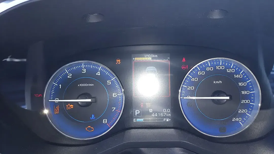 Subaru XV 2.0 e-Boxer Lineartronic Comfort - Thumbnail 11