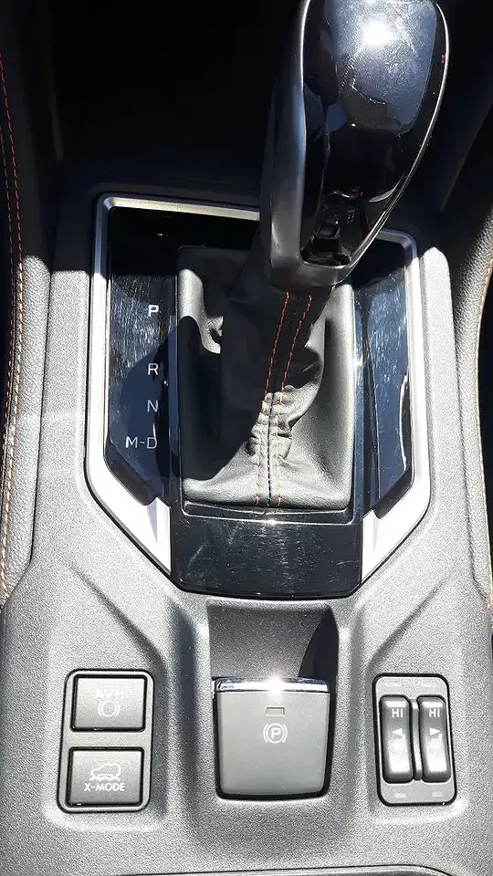 Subaru XV 2.0 e-Boxer Lineartronic Comfort - Thumbnail 14