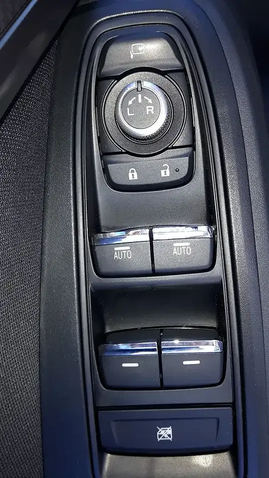 Subaru XV 2.0 e-Boxer Lineartronic Comfort - Thumbnail 7