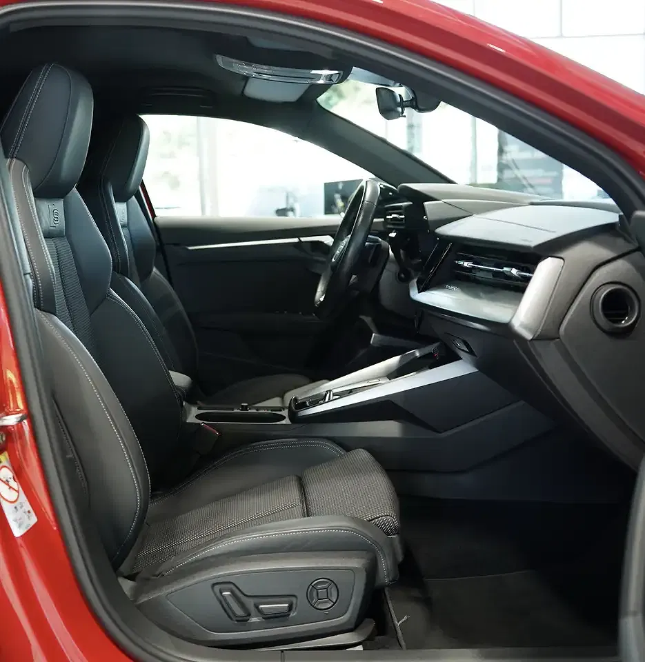 Audi S3 - foto 14