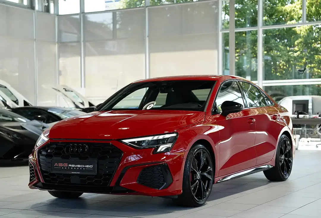 Audi S3 - Thumbnail 4