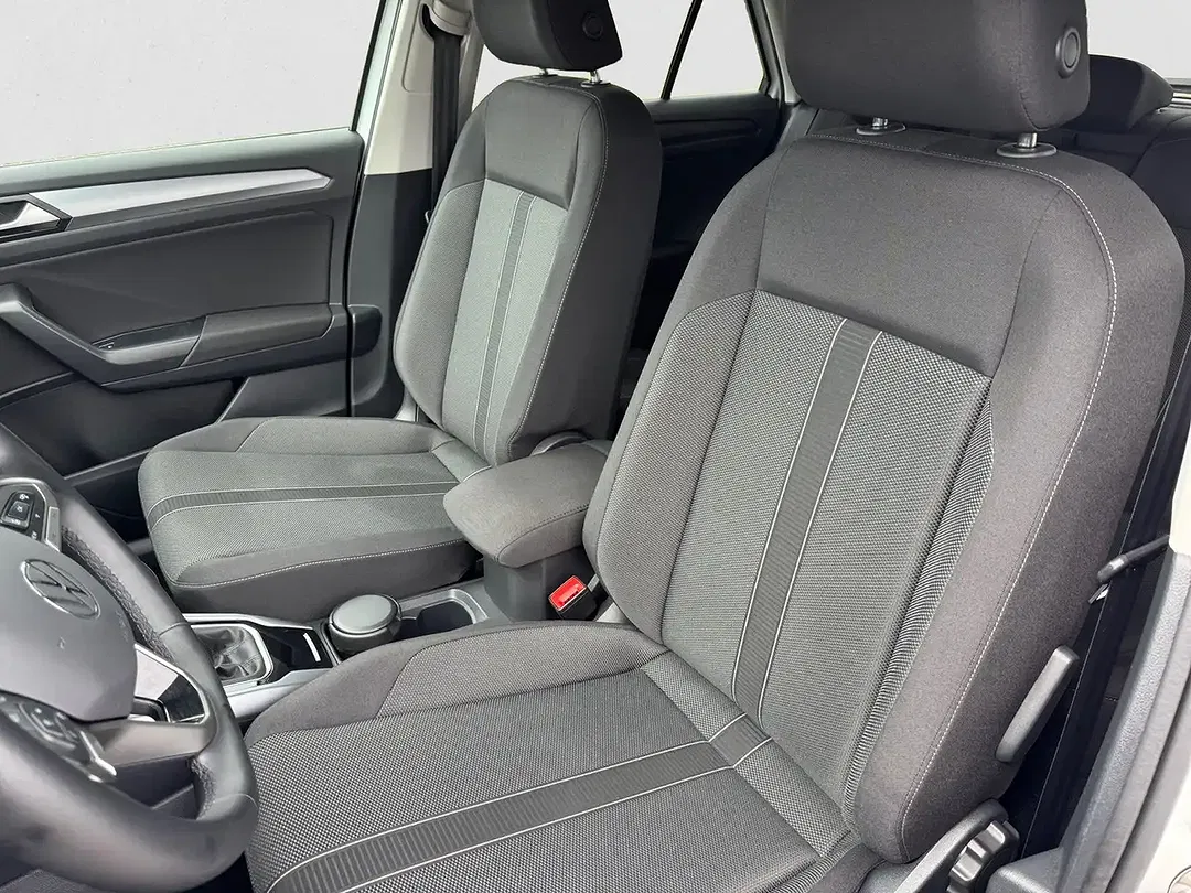 Volkswagen T-Roc TSI Life - Thumbnail 8