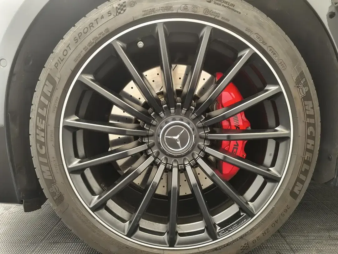 Mercedes-Benz AMG GT 63 4MATIC - Thumbnail 8