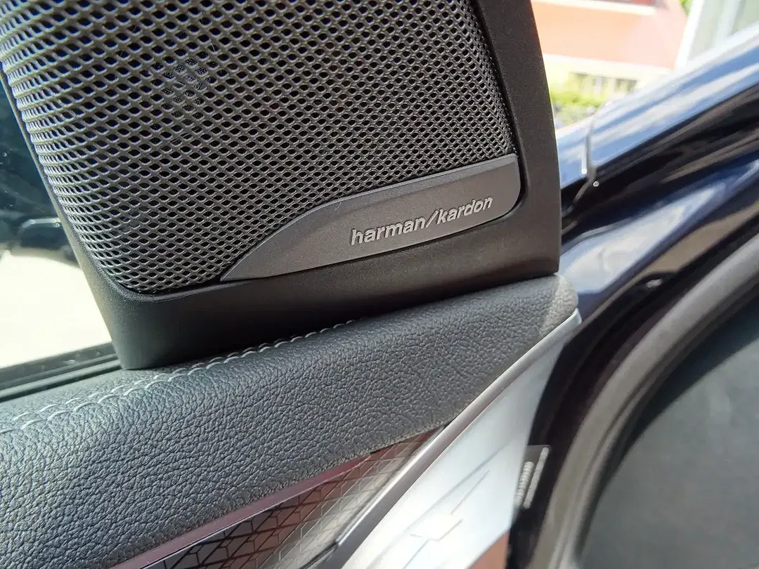 BMW X4 M - Thumbnail 14