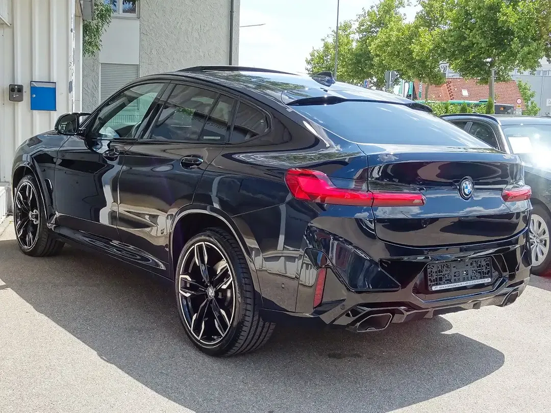 BMW X4 M - Thumbnail 4