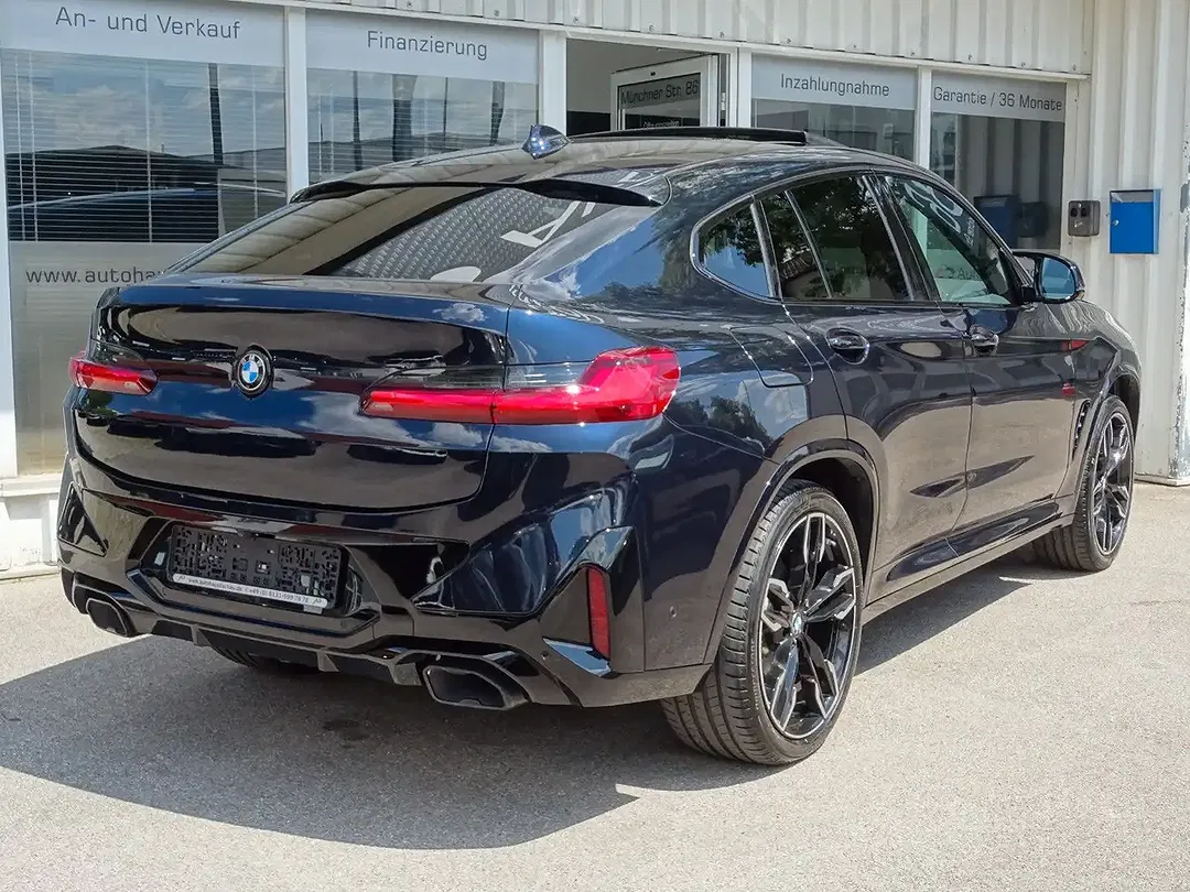 BMW X4 M - Thumbnail 6
