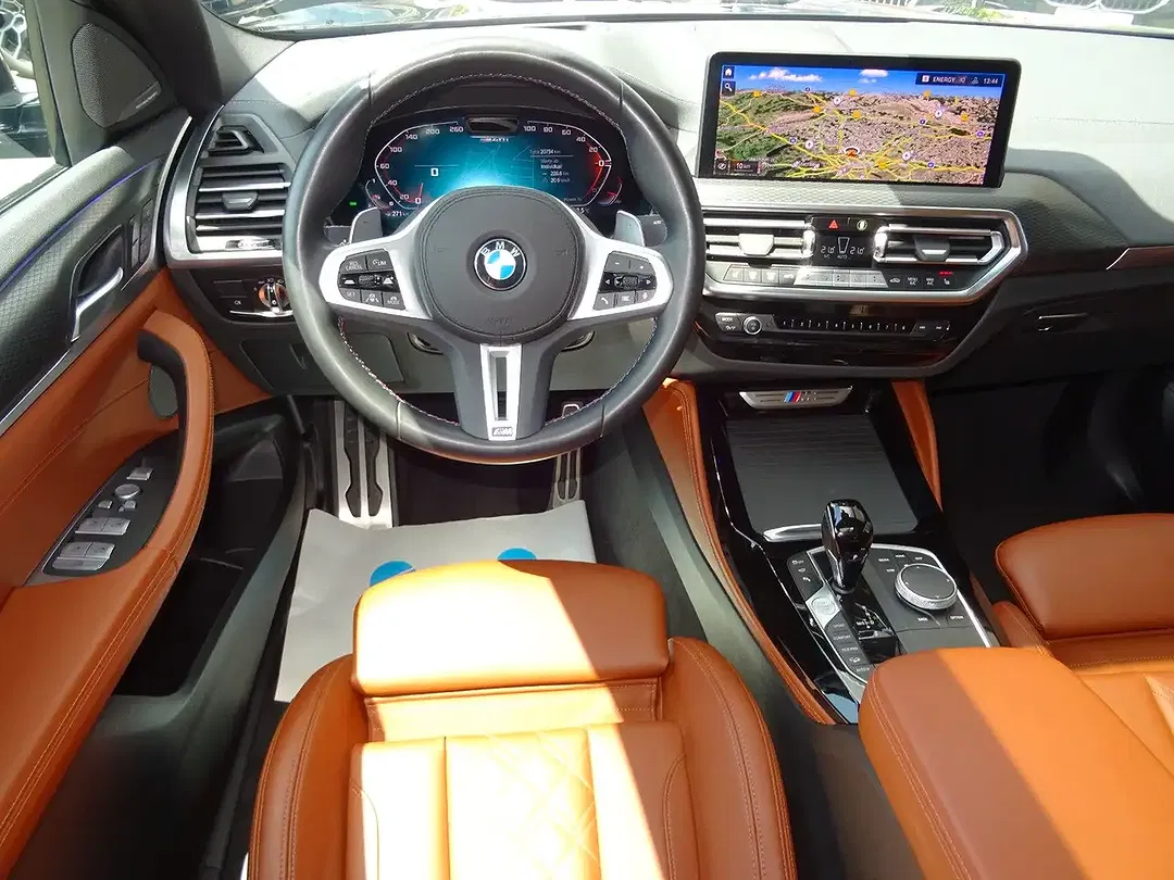 BMW X4 M - Thumbnail 7