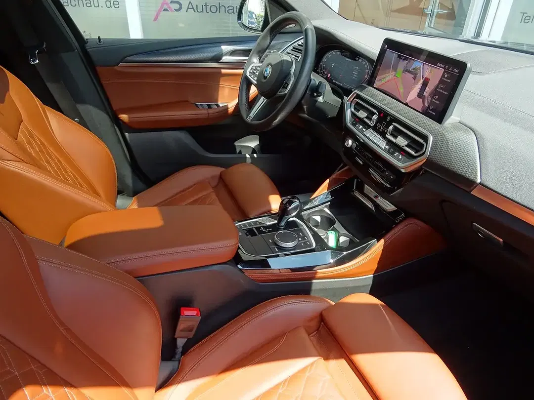BMW X4 M - Thumbnail 8